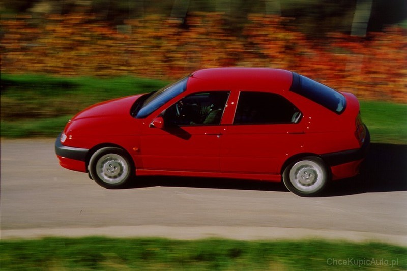 Alfa Romeo 146 1.7 16v 132 KM