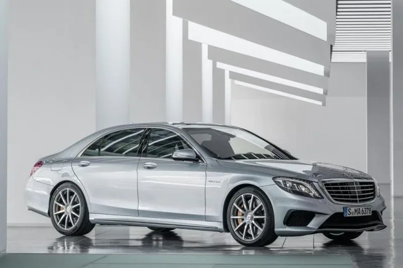 Mercedes S63 AMG