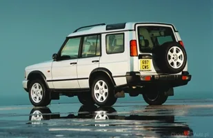 Używane: Land Rover Discovery II — zdjęcie 2