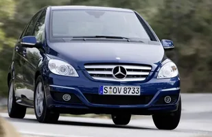 Szukasz kompakta? A może Mercedes? — zdjęcie 1