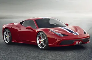 Bujając w obłokach: Ferrari 458 Speciale — zdjęcie 1