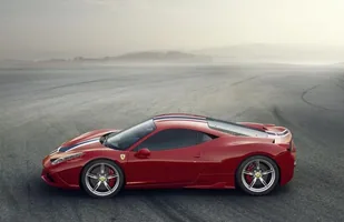 Bujając w obłokach: Ferrari 458 Speciale — zdjęcie 6