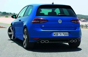 Oficjalnie: 300 KM i 380 Nm w Volkswagenie Golfie R — zdjęcie 2