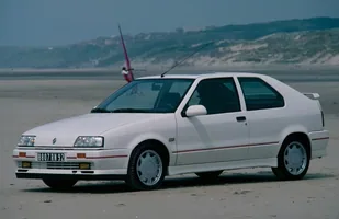 Renault 19 ma już ćwierć wieku — zdjęcie 3