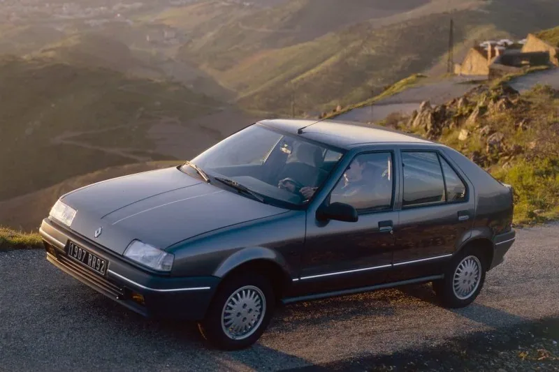 Renault 19
