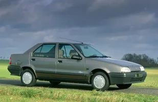 Renault 19 ma już ćwierć wieku — zdjęcie 8