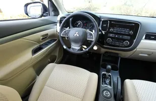 Niższe ceny Mitsubishi Outlander — zdjęcie 2