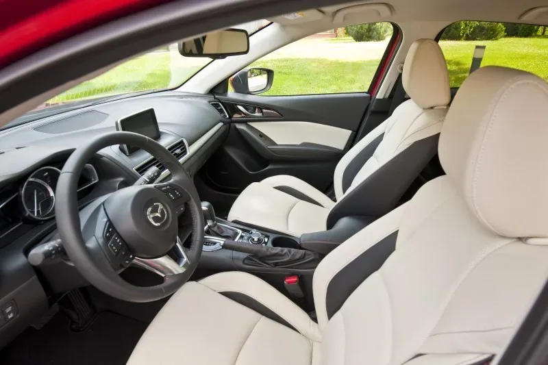Mazda 3 sedan