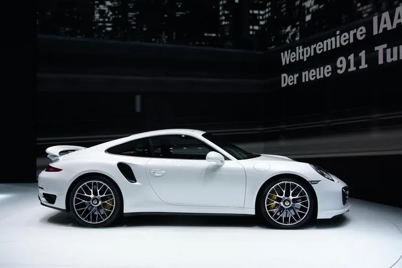Porsche 911 Turbo S