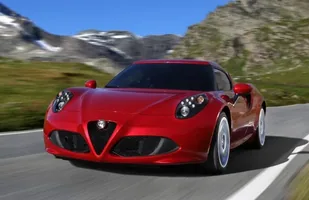 Nadjeżdża Alfa Romeo 4C! — zdjęcie 5