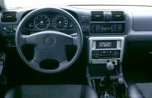 Używane: Opel Frontera — zdjęcie 3