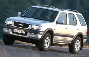 Używane: Opel Frontera — zdjęcie 7