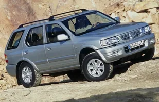 Używane: Opel Frontera — zdjęcie 1