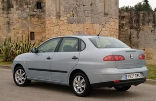 Używane: Seat Ibiza III/Cordoba II — zdjęcie 3