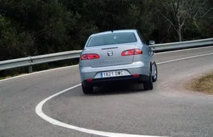 Używane: Seat Ibiza III/Cordoba II — zdjęcie 4