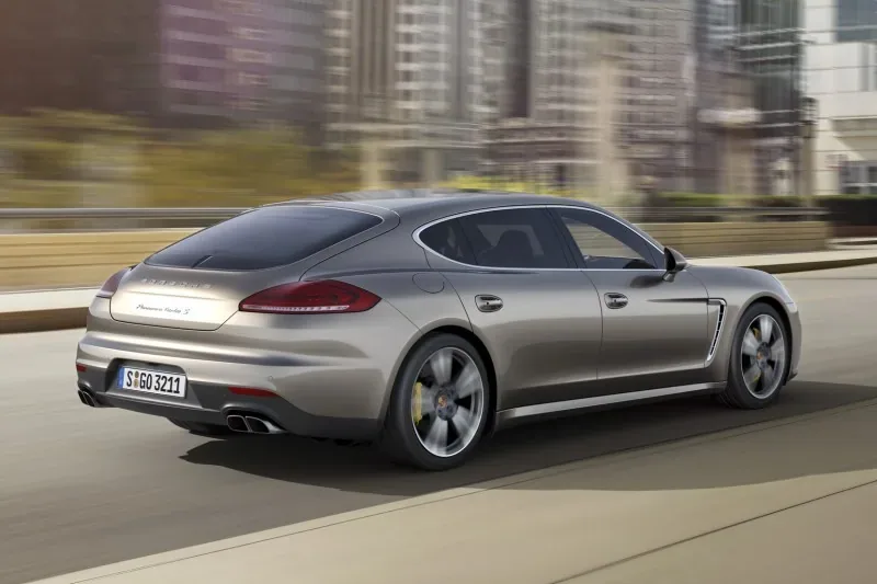 Porsche Panamera Turbo S Executive