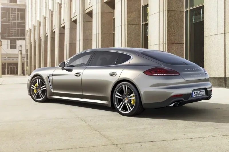 Porsche Panamera Turbo S Executive