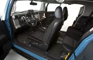 Specjalna edycja na koniec Toyoty FJ Cruiser — zdjęcie 8