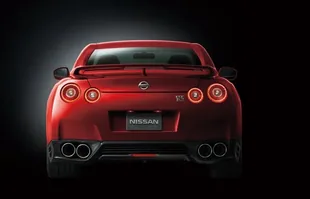 Oto nowy Nissan GT-R — zdjęcie 4