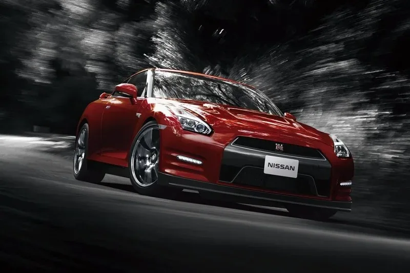 Nissan GT-R model roku 2014