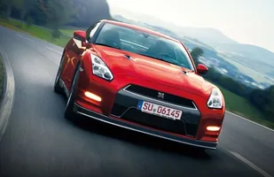 Oto nowy Nissan GT-R — zdjęcie 1