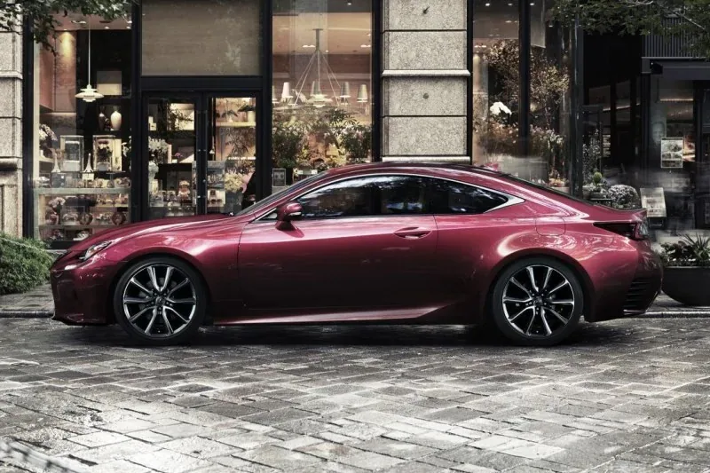 Lexus RC