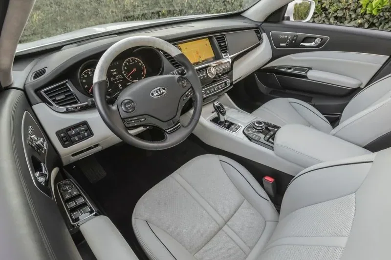 Kia K900