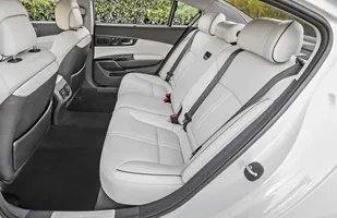Kia K900. Samochód marki premium! — zdjęcie 7