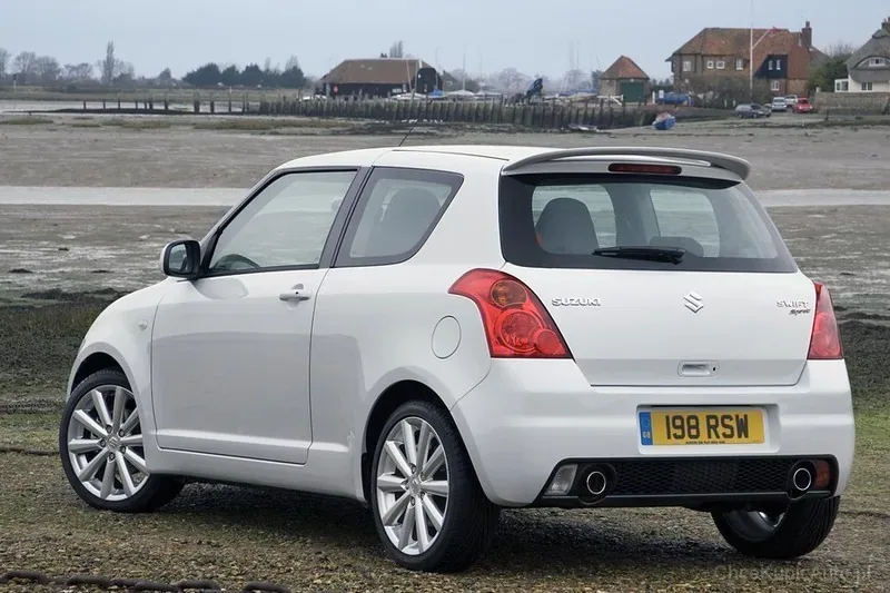 Suzuki Swift III