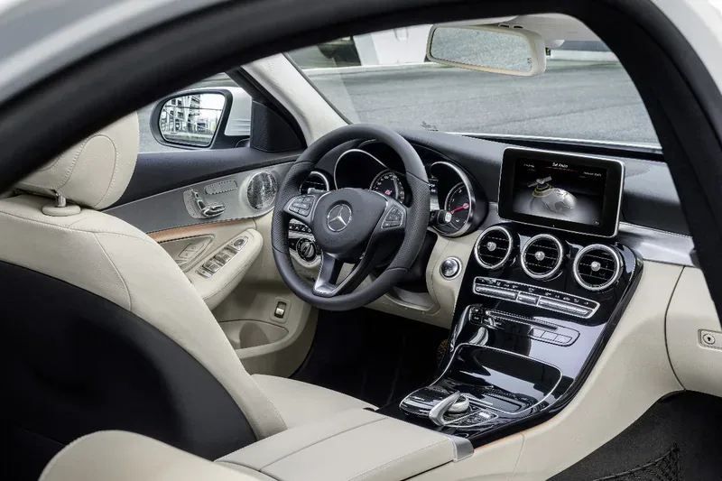 Mercedes klasy C model 2014