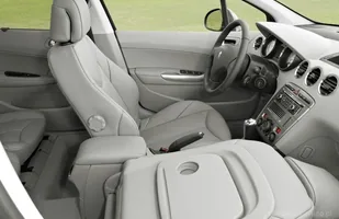 Używane: Peugeot 308 — zdjęcie 7