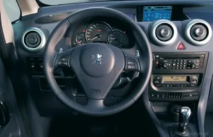 Używane: Peugeot 1007 — zdjęcie 4