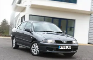 Używane: Mitsubishi Carisma — zdjęcie 2