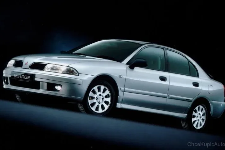Mitsubishi Carisma po modernizacji z 1999 roku