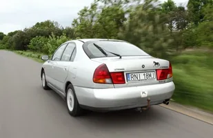 Używane: Mitsubishi Carisma — zdjęcie 6