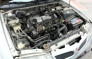 Używane: Mitsubishi Carisma — zdjęcie 11