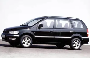 Używane: Mitsubishi Space Wagon — zdjęcie 3