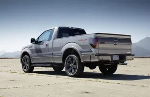 Całkiem nowy Ford F-150 — zdjęcie 2