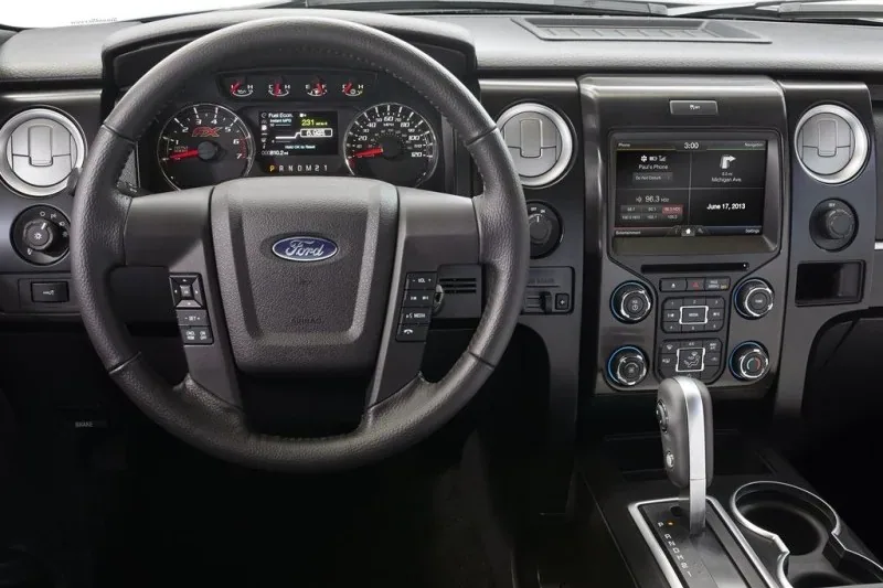 Ford F-150 model roku 2013