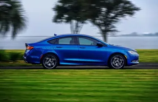Nowy Chrysler 200 — zdjęcie 4
