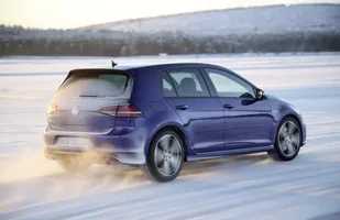 Volkswagen Golf R. Rakieta... — zdjęcie 9