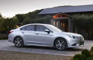 Subaru Legacy po raz szósty — zdjęcie 8