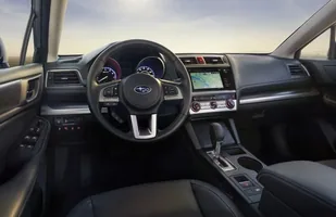Subaru Legacy po raz szósty — zdjęcie 11