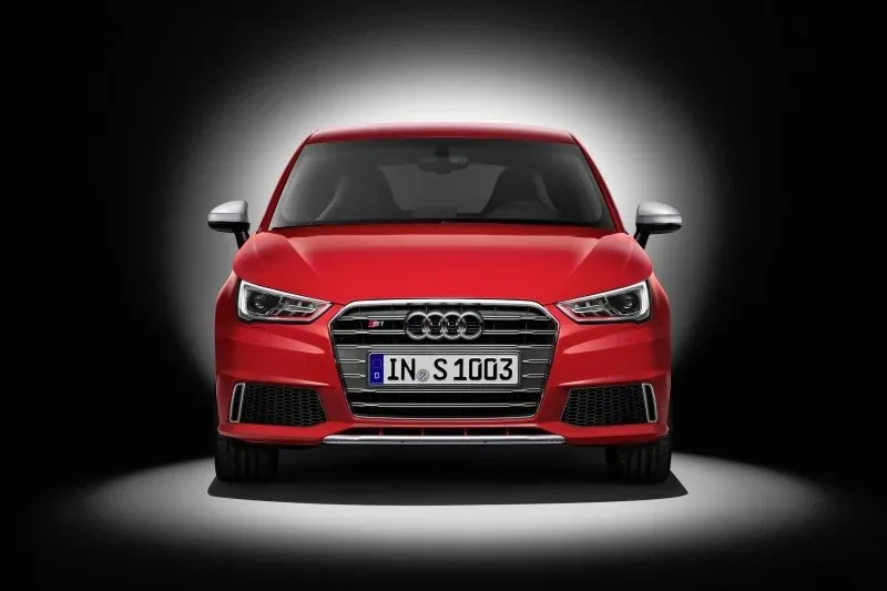 Audi S1
