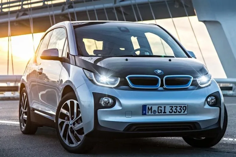 BMW i3