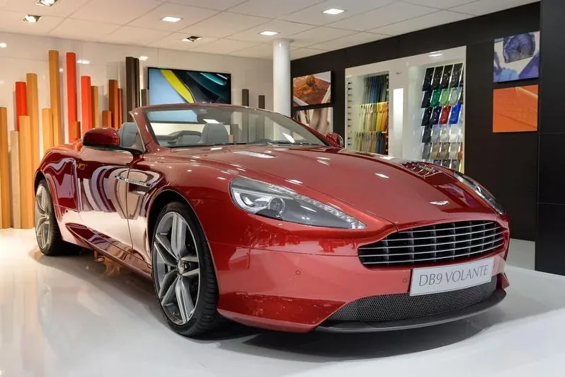 Aston Martin DB9 Volante