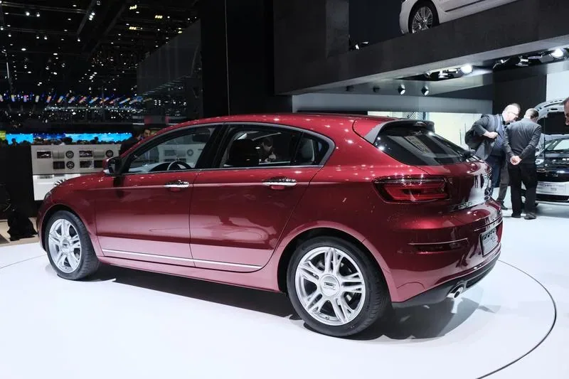 Qoros 3 Hatch