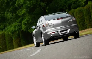 Używane: Mazda 3 I generacji (BK) — zdjęcie 6