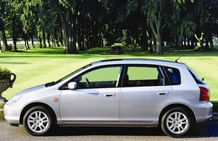 Używane: Honda Civic VII — zdjęcie 4