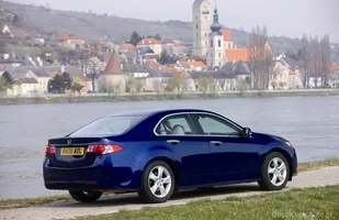 Używane: Honda Accord VIII — zdjęcie 3